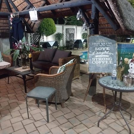 The Giraffe Room At Frederick'S Place Pretoria-Noord Zewnętrze zdjęcie